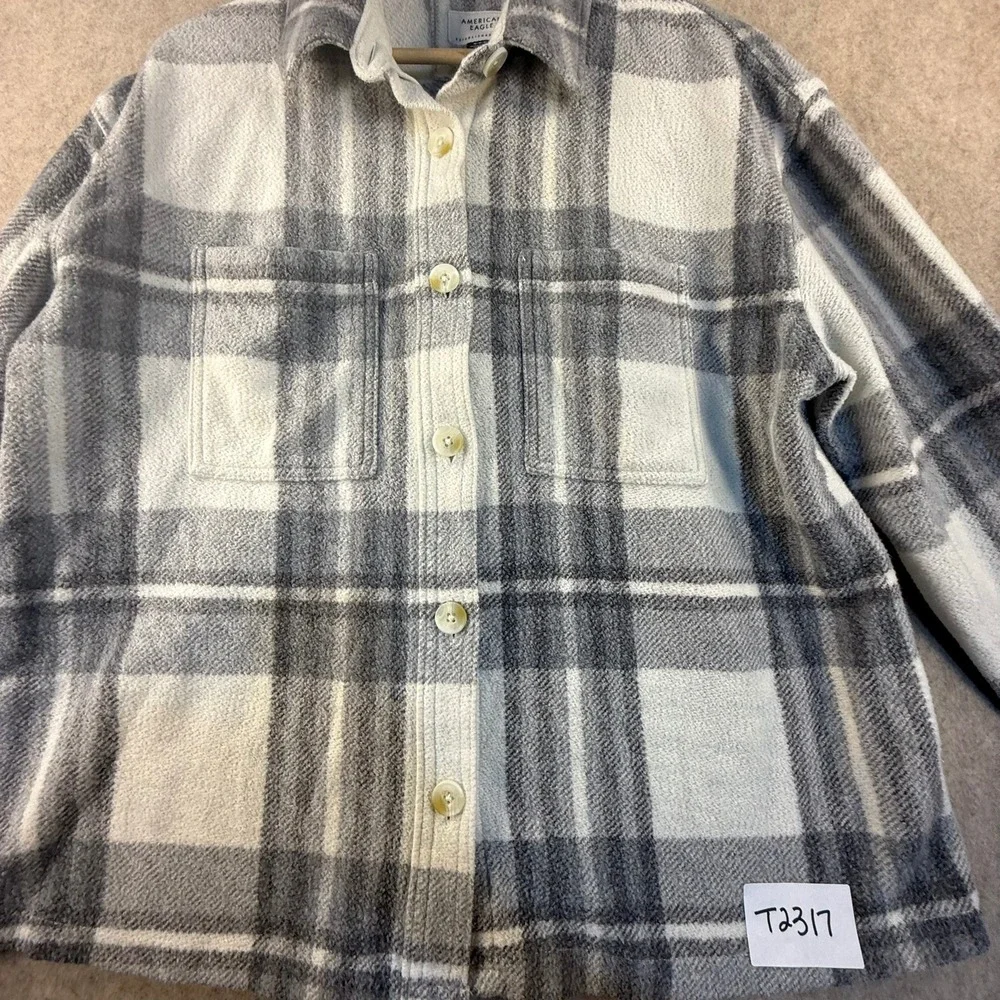 American Eagle Plaid Fleece Shacket Mens Medium Grey White Button Front Jacket